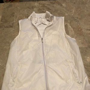 Nylon fleece-lined vest